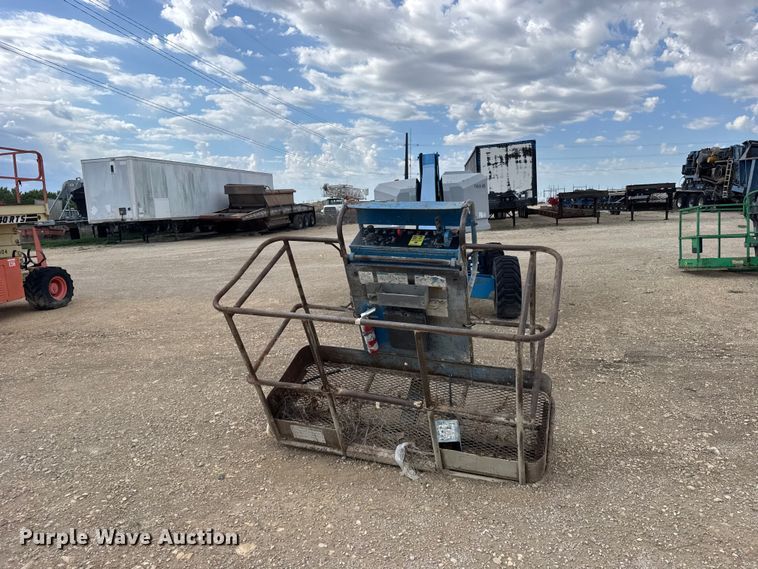image for item EW4764 Genie S-40 boom lift