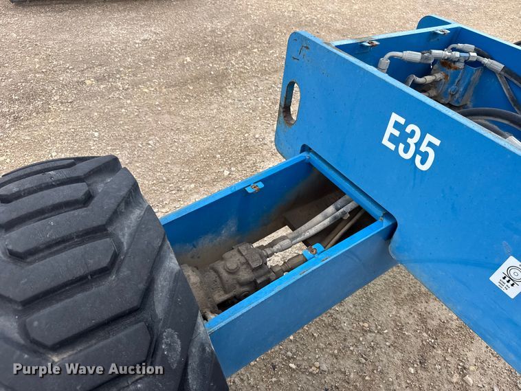 image for item EW4764 Genie S-40 boom lift