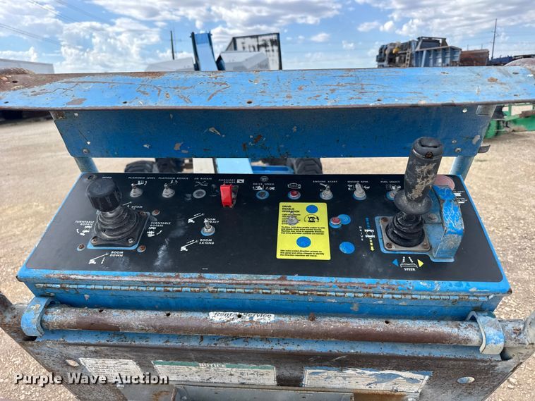 image for item EW4764 Genie S-40 boom lift