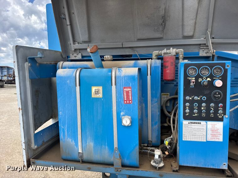 image for item EW4764 Genie S-40 boom lift
