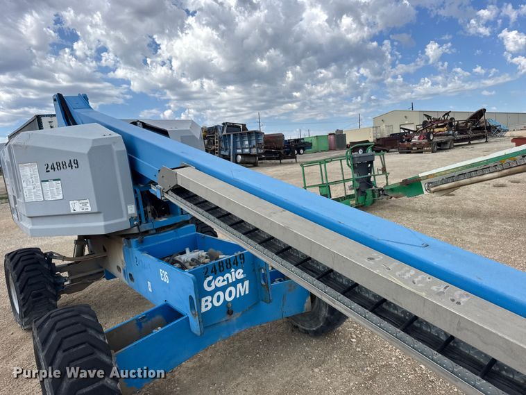 image for item EW4764 Genie S-40 boom lift