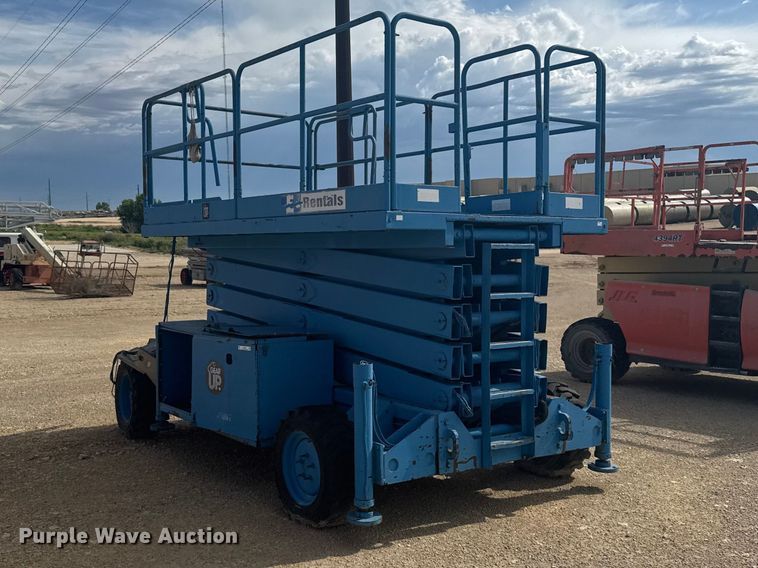 image for item EW4766 Scissor lift