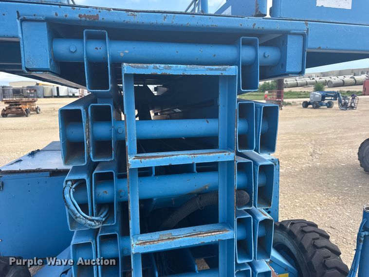 image for item EW4766 Scissor lift