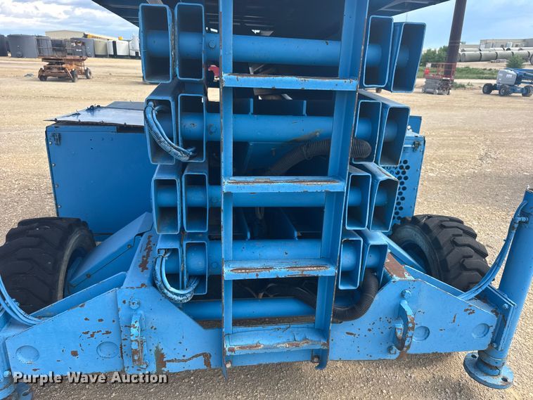image for item EW4766 Scissor lift