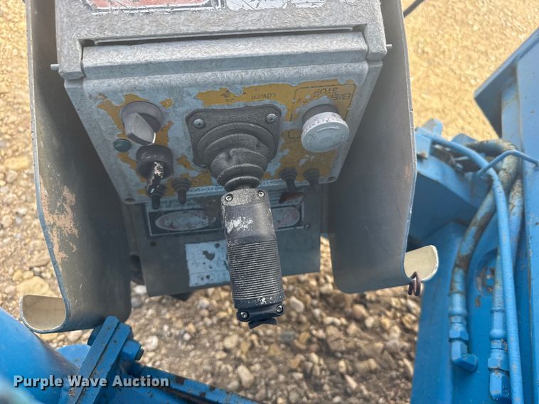 image for item EW4766 Scissor lift