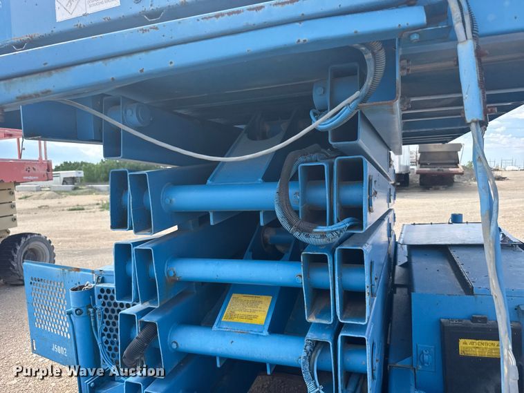 image for item EW4766 Scissor lift