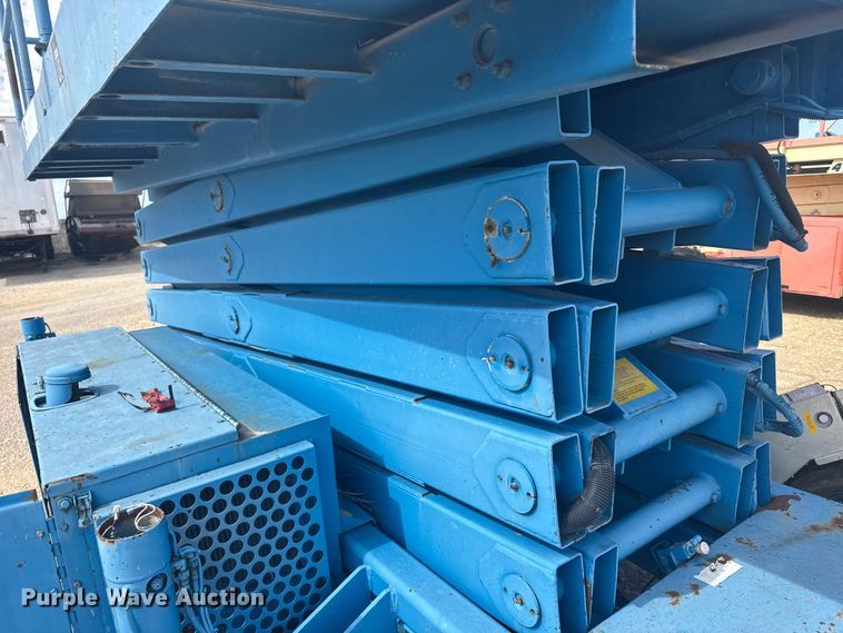 image for item EW4766 Scissor lift
