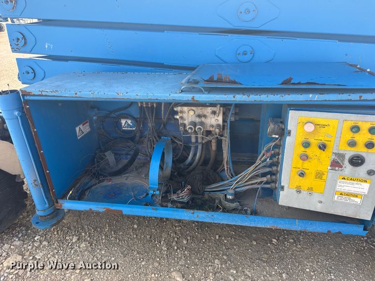 image for item EW4766 Scissor lift