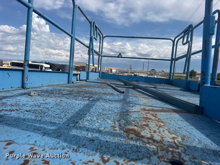 image for item EW4766 Scissor lift