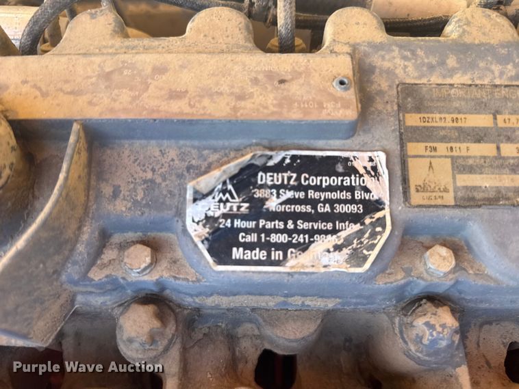 image for item EW4767 2002 JLG 4394RT scissor lift