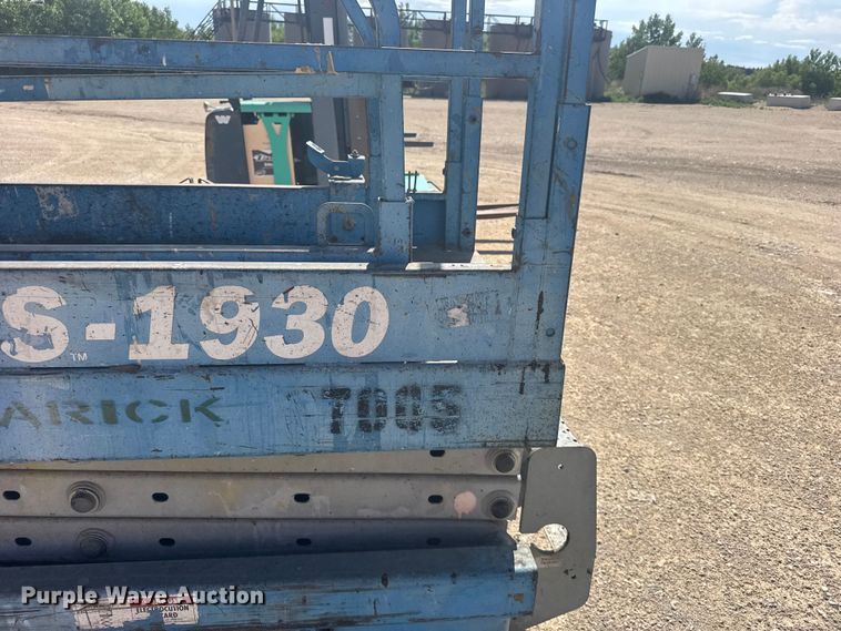 image for item EW4768 Genie GS-1930 scissor lift