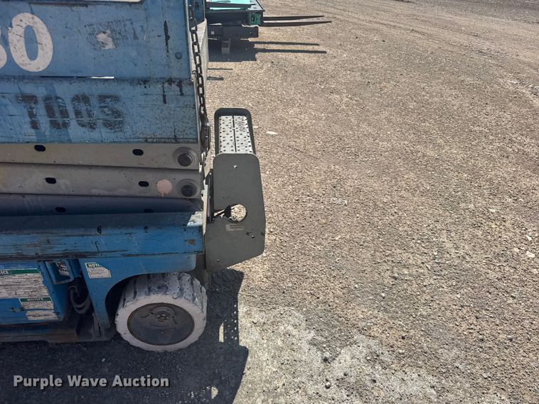 image for item EW4768 Genie GS-1930 scissor lift