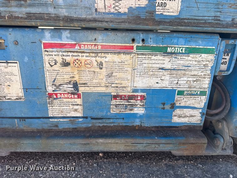 image for item EW4768 Genie GS-1930 scissor lift