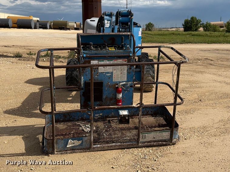 image for item EW4770 2002 Genie Z-45/25 boom lift