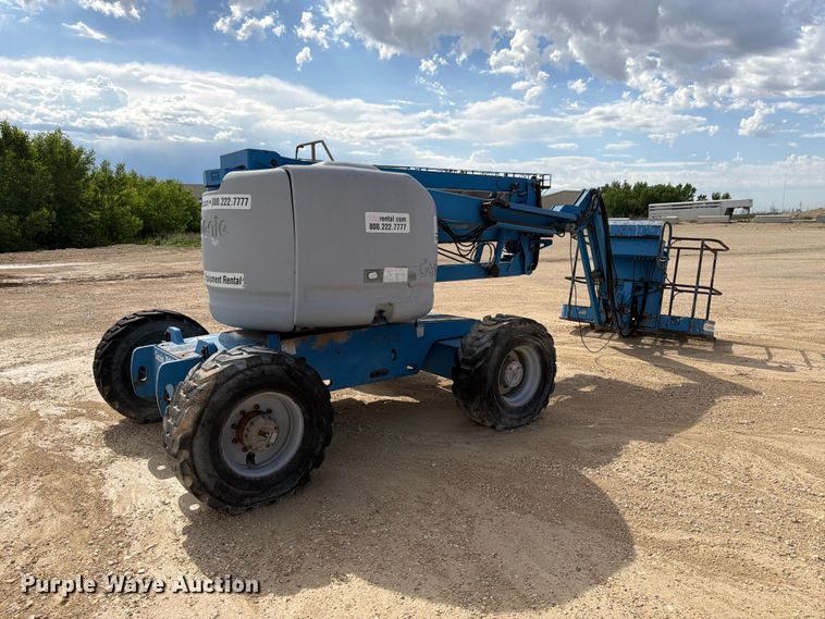 image for item EW4770 2002 Genie Z-45/25 boom lift
