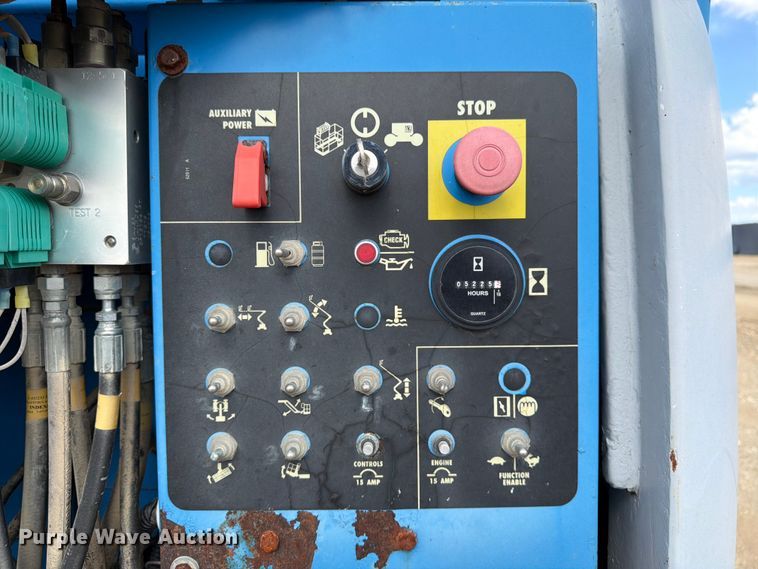 image for item EW4770 2002 Genie Z-45/25 boom lift