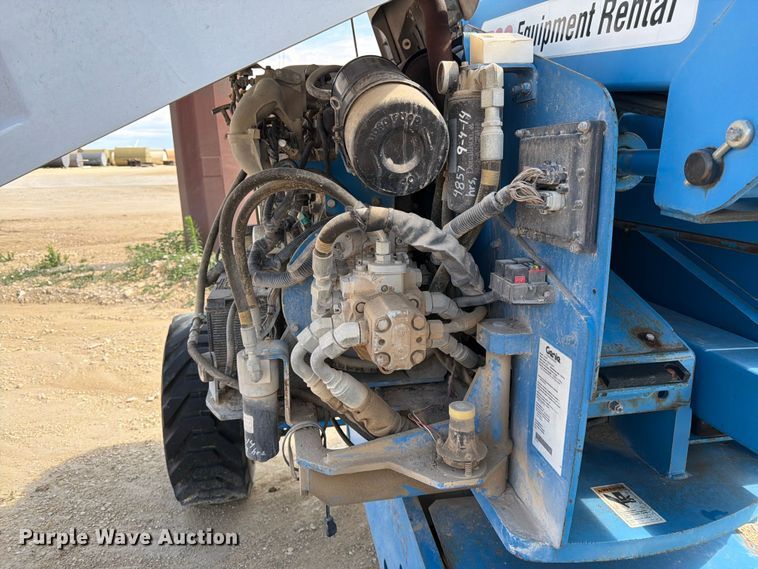 image for item EW4770 2002 Genie Z-45/25 boom lift