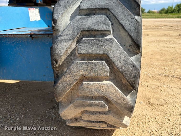 image for item EW4770 2002 Genie Z-45/25 boom lift