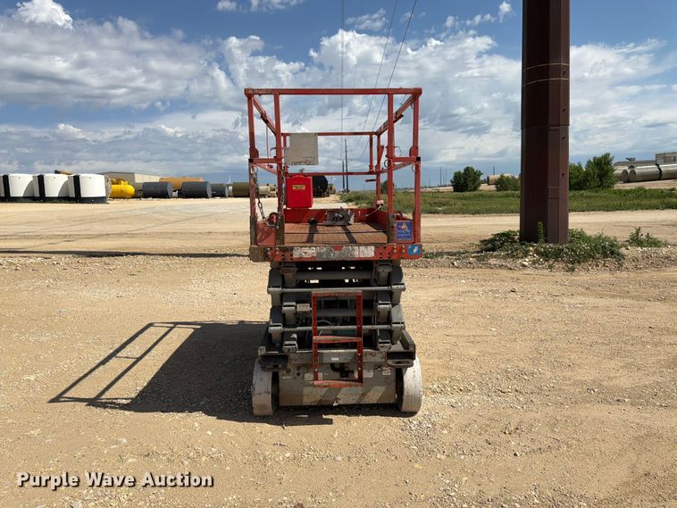 image for item EW4771 Skyjack SJ3 4732 scissor lift