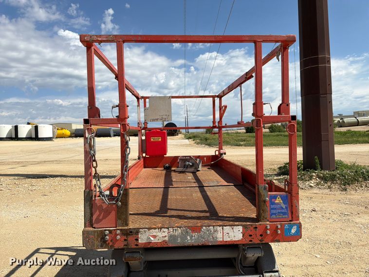 image for item EW4771 Skyjack SJ3 4732 scissor lift