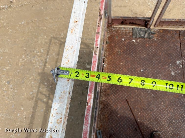 image for item EW4772 2003 Skyjack SJ7127 scissor lift