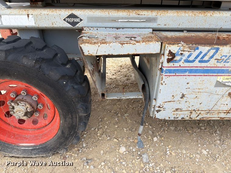 image for item EW4772 2003 Skyjack SJ7127 scissor lift