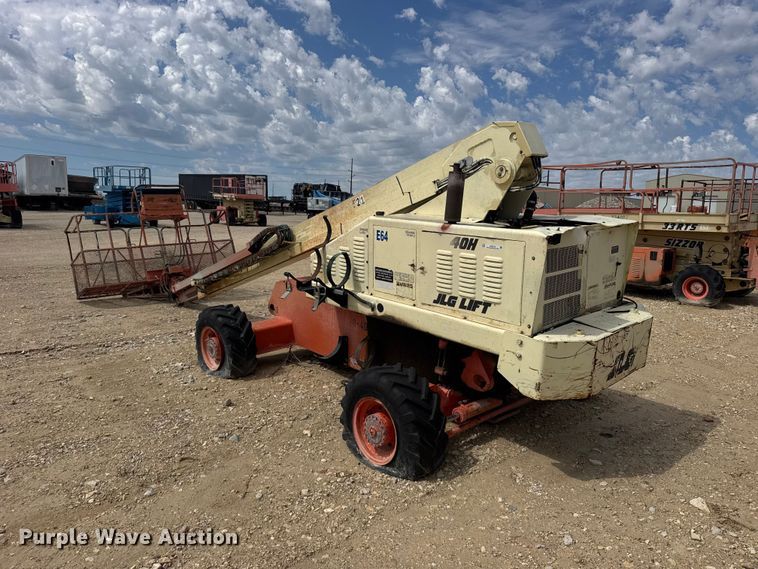 image for item EW4773 1999 JLG 40H boom lift