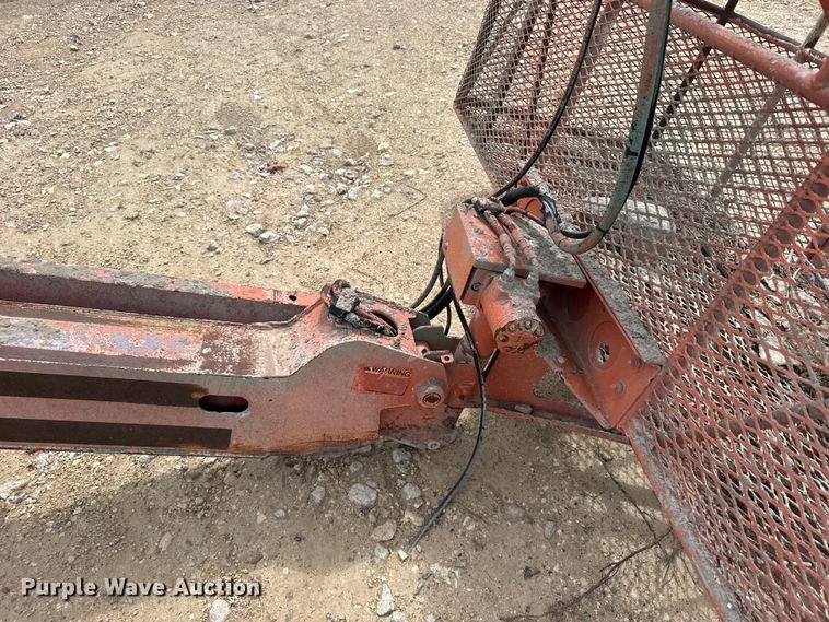image for item EW4773 1999 JLG 40H boom lift