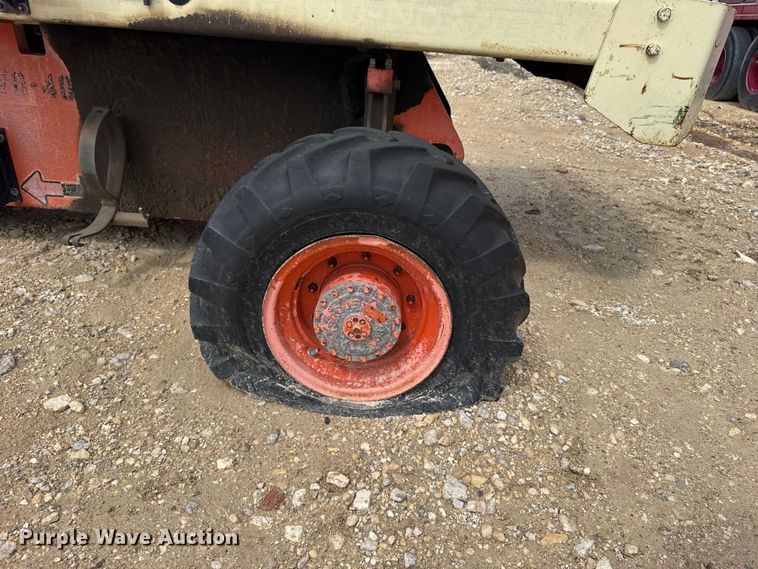 image for item EW4773 1999 JLG 40H boom lift