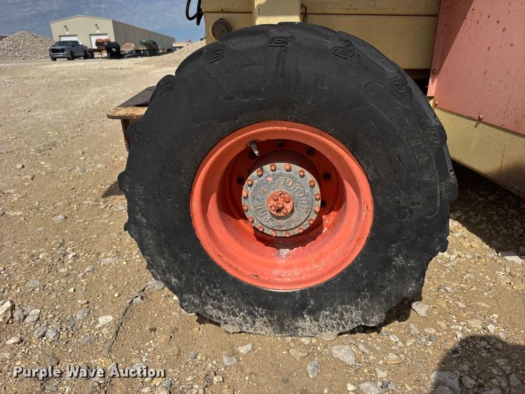 image for item EW4774 JLG 33RTS scissor lift