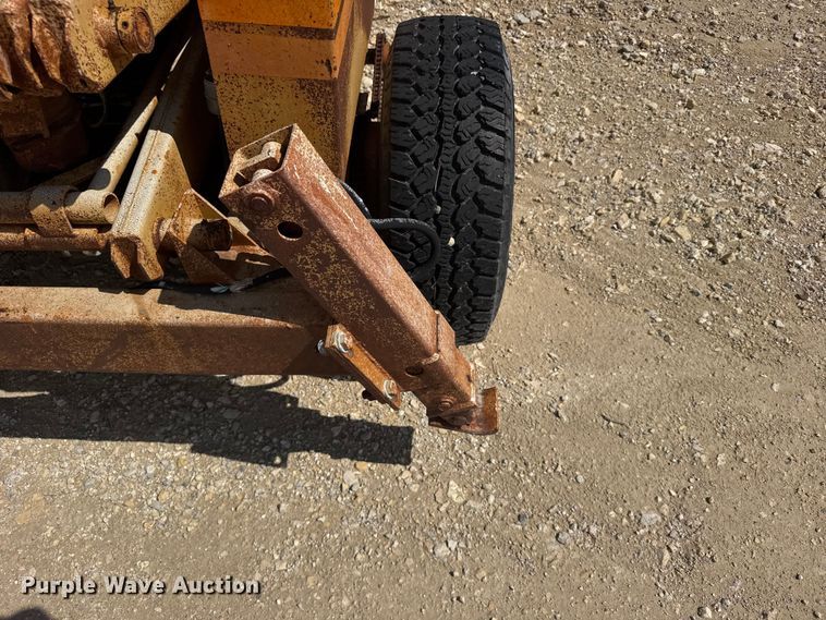 image for item EW4775 Grove SM31 RT scissor lift