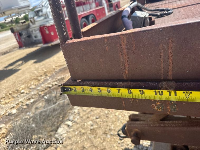 image for item EW4775 Grove SM31 RT scissor lift