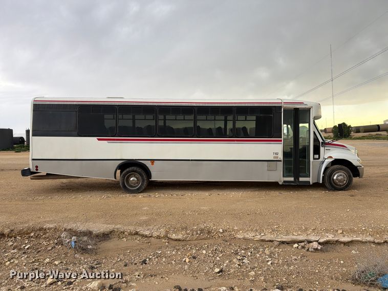 image for item EW4776 2008 IC Bus PC505 bus