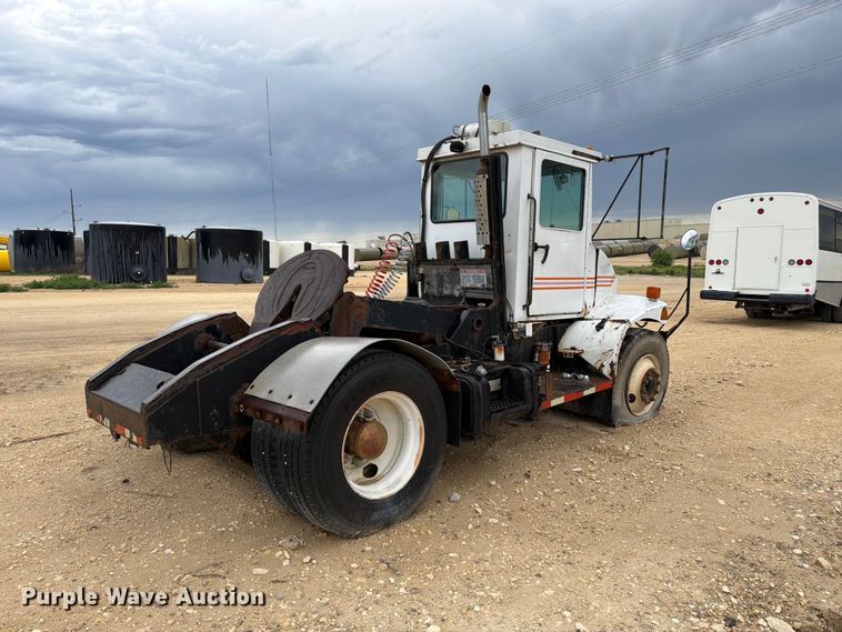 image for item EW4777 Yard truck