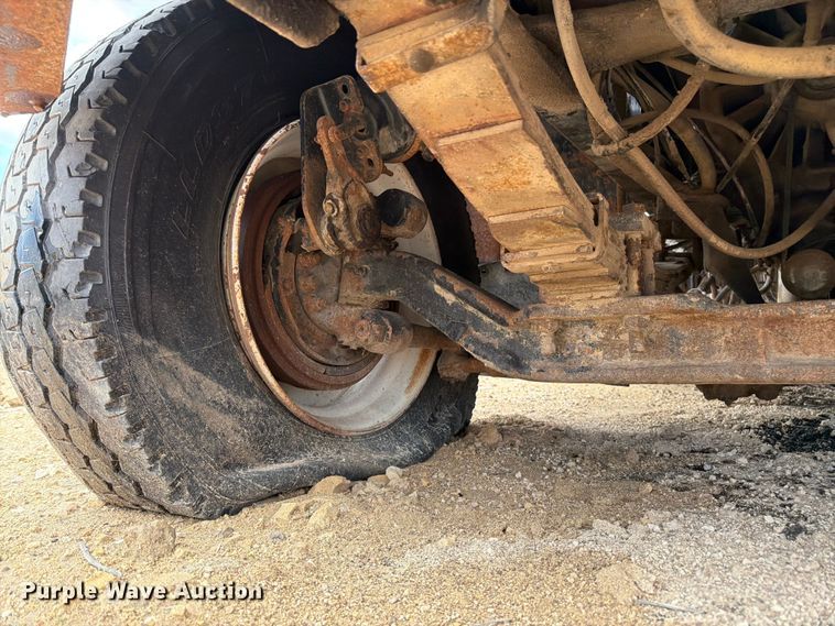 image for item EW4777 Yard truck