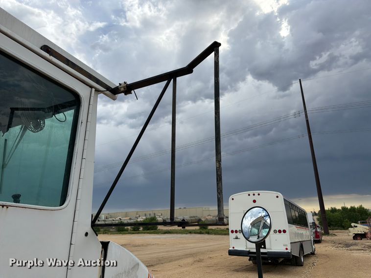image for item EW4777 Yard truck