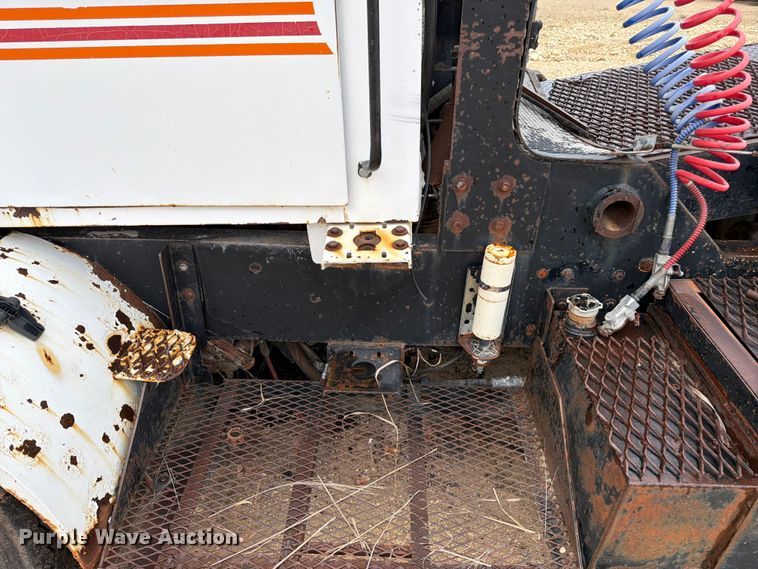 image for item EW4777 Yard truck