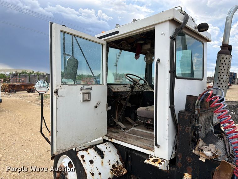 image for item EW4777 Yard truck