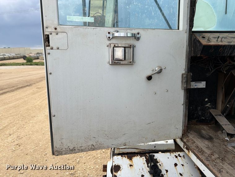 image for item EW4777 Yard truck