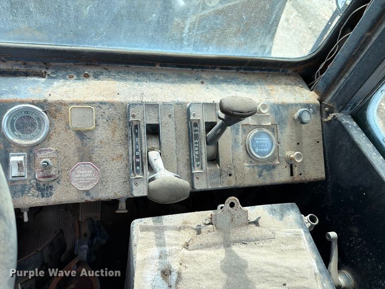image for item EW4777 Yard truck