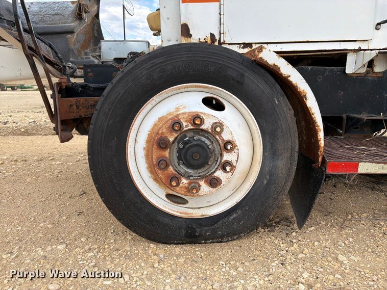 image for item EW4777 Yard truck