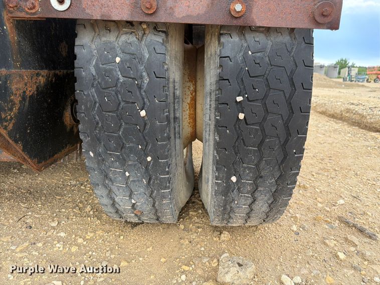 image for item EW4777 Yard truck