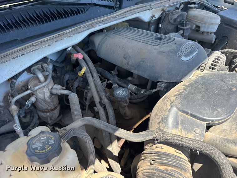 image for item EW4781 2003 Chevrolet Silverado Ext. Cab pickup truck