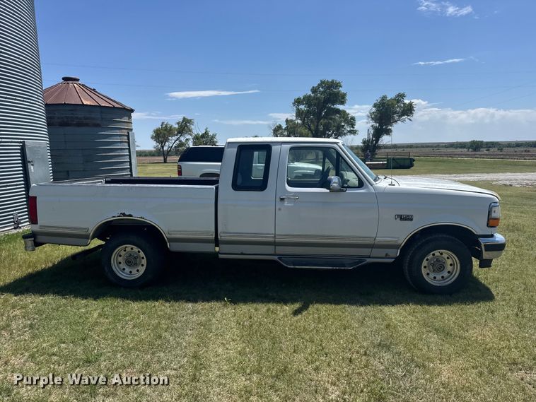 image for item EW4782 1995 Ford F150 Ext. Cab pickup truck