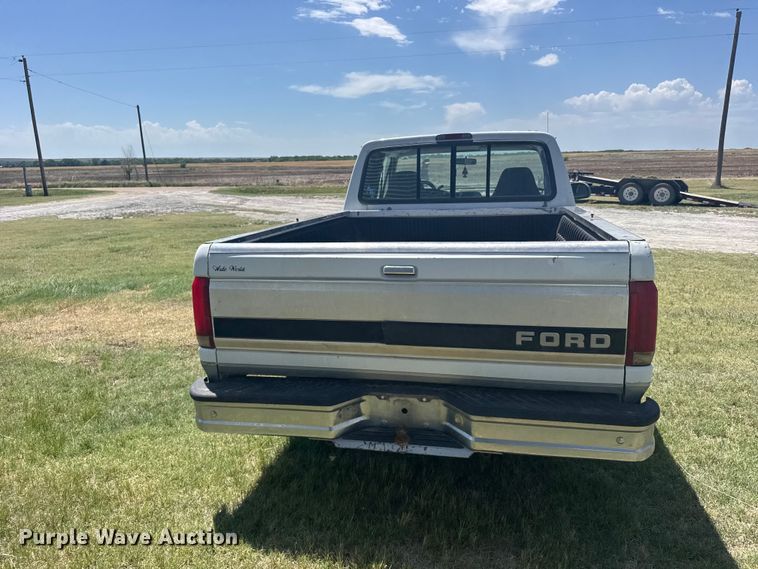 image for item EW4782 1995 Ford F150 Ext. Cab pickup truck