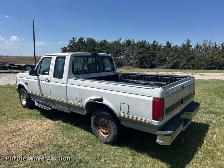 image for item EW4782 1995 Ford F150 Ext. Cab pickup truck