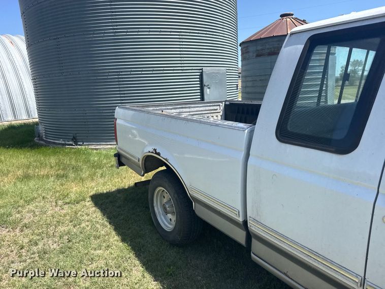 image for item EW4782 1995 Ford F150 Ext. Cab pickup truck