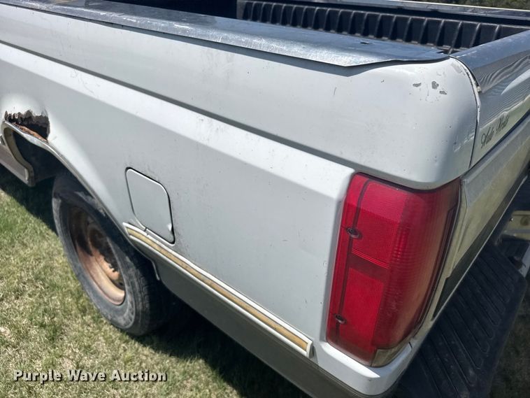 image for item EW4782 1995 Ford F150 Ext. Cab pickup truck