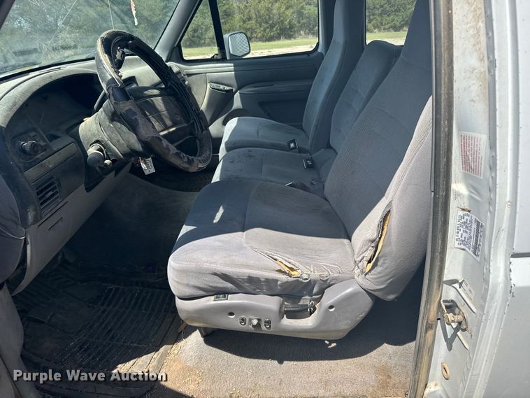 image for item EW4782 1995 Ford F150 Ext. Cab pickup truck