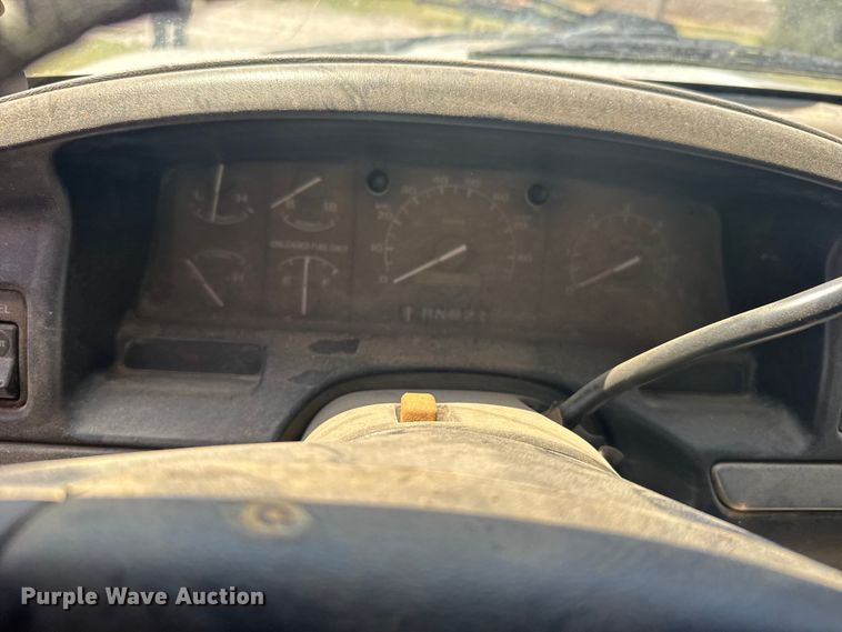 image for item EW4782 1995 Ford F150 Ext. Cab pickup truck